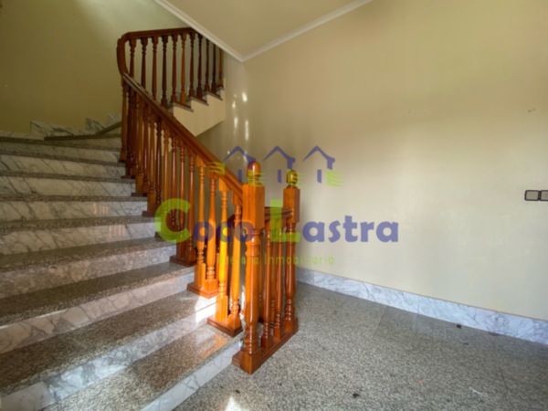 Escalera de acceso