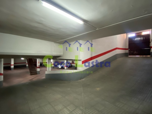 Rampa de acceso parking